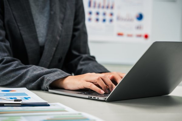 Pilotage de la masse salariale : simplifiez votre processus rh